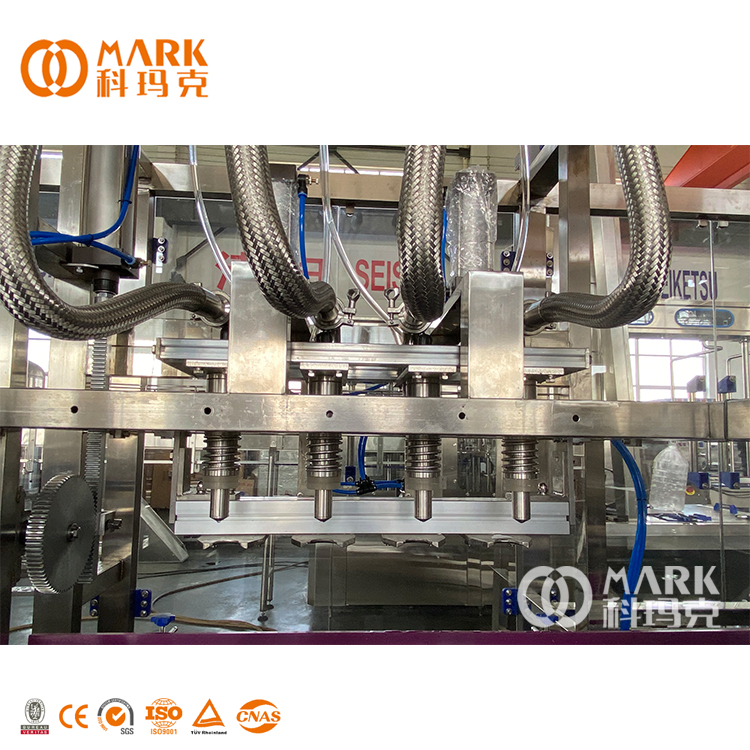 600BPH Auto CGF 4-4-1 Mineral Water Filling Bottling Machine